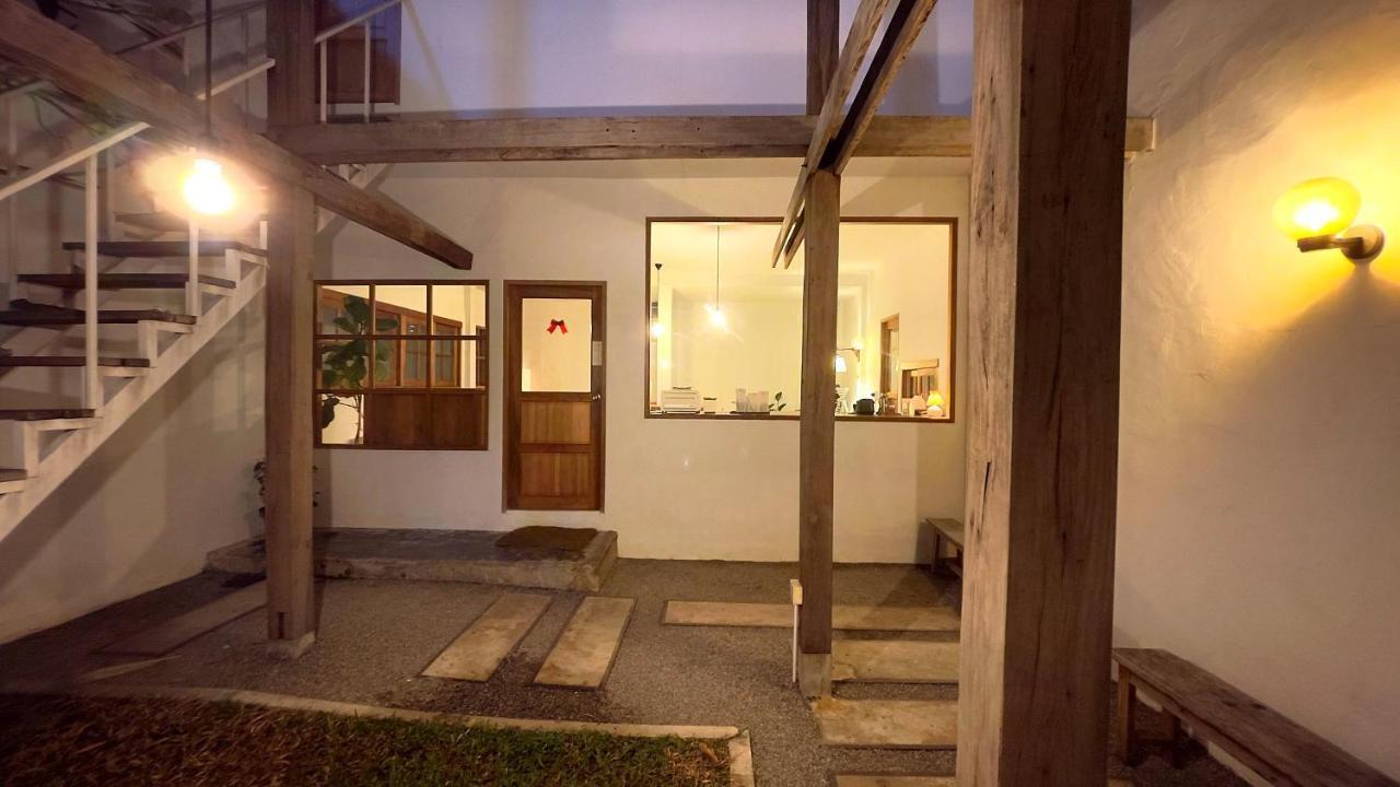 Paper Plane Cnx Chiang Mai Exterior foto